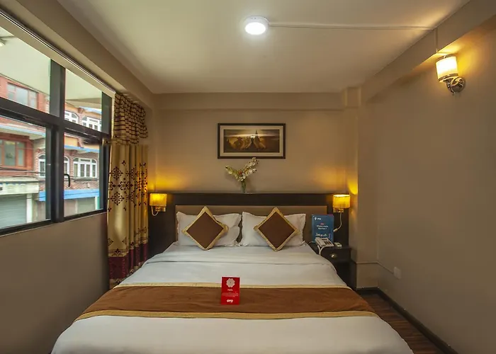 Divine Hotel 3*